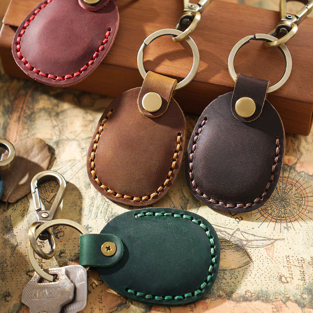 Portable Handmade Genuine Leather Air Tag Holder with Keyring Protective for Airtag Case Cover Key Tag Fob Case Keychain