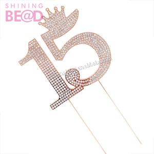 Adorno <span class=keywords><strong>de</strong></span> <span class=keywords><strong>Pastel</strong></span> <span class=keywords><strong>de</strong></span> Moda con Pedrería para Cumpleaños <span class=keywords><strong>de</strong></span> <span class=keywords><strong>15</strong></span> Años, Aniversario, Graduación, Ramadán, Corona en Oro Rosa para Fiesta <span class=keywords><strong>de</strong></span> Bodas - Product Image 2