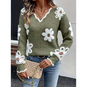 Pull élégant à motifs floraux gris pour femmes - Product Image 4