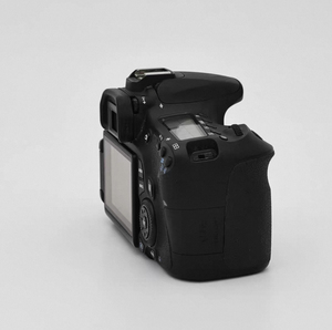 Appareil photo reflex numérique classique de milieu de gamme — écran orientable + écran LCD supérieur, la 60D est idéale pour les débutants qui veulent s'améliorer ! - Product Image 6
