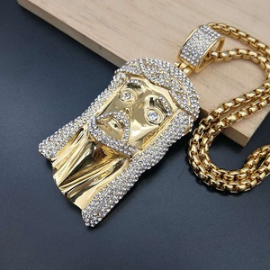 Collar con Colgante Geométrico de Rostro de Jesús Chapado en Oro Yunique, con Incrustaciones de Diamantes, Cadena de Acero Inoxidable de 4mm y 61cm, Joyería de Regalo - Product Image 2
