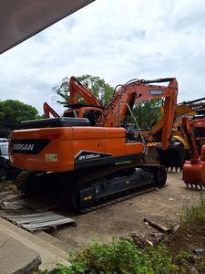 Vente flash : Excavatrice Doosan DX225 d'occasion, excellent état, forte performance, en stock. - Product Image 6