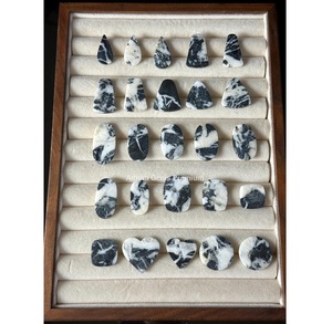 Piedras preciosas sueltas de cabujón de Búfalo Blanco raro Natural de 10-15mm para fabricación de joyas hechas a mano y diseños artesanales personalizados - Product Image 2