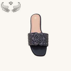 Sandales et pantoufles plates pour femmes, <span class=keywords><strong>de</strong></span> haute qualité, tendance, été, nouveau design, décontractées, avec strass, pour l'extérieur - Product Image 5