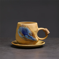 Ensemble de tasses à café et soucoupes en céramique rétro modernes tournées au four pour le thé de l'après-midi et les fêtes Tasse à latte de petite capacité