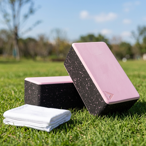 Bloque de Yoga Chia Jing de EVA Antideslizante con Diseño Minimalista para Práctica en Casa - Product Image 1