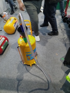 Dispositif de remplissage pneumatique 20L, dispositif de remplissage d'huile pour engrenages, outil de réparation et d'entretien automobile, outil mécanique - Product Image 5