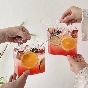 Sac à main créatif en verre, sac à boisson en forme <span class=keywords><strong>de</strong></span> sac à main, <span class=keywords><strong>vase</strong></span> en forme <span class=keywords><strong>de</strong></span> sac à main, verre à boire pour jus et vin, ensemble <span class=keywords><strong>de</strong></span> verres à cocktail aux fruits - Product Image 6