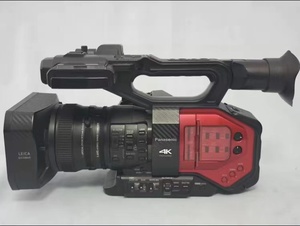 Cámara de Video Digital Panasonic AG-DVX200MC 4K de Alta Gama, 90% Nueva, con Lente Integrada - Product Image 1