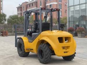 Hoogwaardige 4WD diesel off-road heftruck 2,5T 3T 3,5T 3m 4m 5m 6m hefhoogte EPA voor ruig terrein, bouw- en landbouwgebruik - Product Image 6