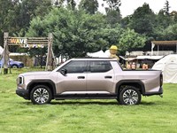 Bon prix SAIC MAXUS Xingji X Pick-up 4x4 électrique pur avec batterie LFP de 102,2 kWh pour la construction et les opérations tout-terrain