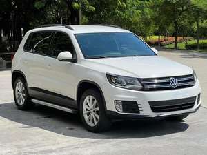 Volkswagen <span class=keywords><strong>Tiguan</strong></span> 300TSI automatique 2WD confort 2016 | VUS fiable et économe en carburant - Product Image 2