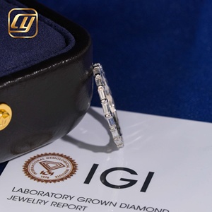 Anillo de Eternidad Completo de Plata de Ley S925 con Diamante Cultivado en Laboratorio, Corte Esmeralda, Anillo de Boda Chapado en Rodio, Joyería Fina para Mujer - Product Image 3