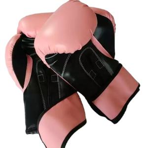 Gants de boxe en cuir rose avec logo personnalisé Gants d'entraînement à velcro en tailles de 12oz et 16oz pour le MMA et le Taekwondo - Product Image 2