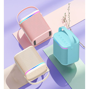 Altavoz de <span class=keywords><strong>Karaoke</strong></span> Altavoz colorido para niños <span class=keywords><strong>Micrófono</strong></span> Inalámbrico portátil Precio al por mayor Suministro de fábrica Más vendido - Product Image 4