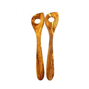 Cucchiaio per risotto in legno d'olivo rustico e durevole - Product Image 1