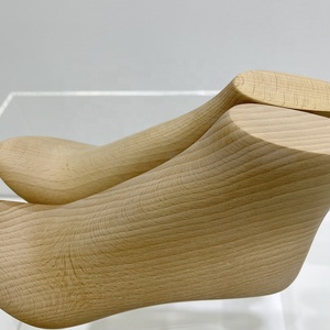 Mannequins en bois personnalisés pieds faits <span class=keywords><strong>mannequin</strong></span> de <span class=keywords><strong>pied</strong></span> femmes support vitrine maternité <span class=keywords><strong>pied</strong></span> chaussures <span class=keywords><strong>Mannequin</strong></span> bois de hêtre 50pcs - Product Image 6