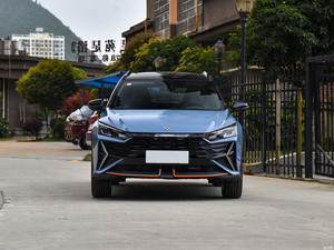 2025 <span class=keywords><strong>voiture</strong></span> SUV à essence de luxe 5 places Dongfeng Aeolus GS Mach <span class=keywords><strong>voiture</strong></span> SUV avec toit ouvrant panoramique et vitesse automatique - Product Image 2