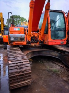 รถขุดตีนตะขาบ Doosan DX340LCA มือสอง นำเข้าจากเกาหลีแท้ รถขุด Doosan DX300LC-9 DX340 DX225 มือสองสำหรับขาย - Product Image 3