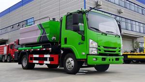 Camion de nettoyage d'égouts ISUZU sur mesure avec chauffage de réservoir d'eau et fonction de jet et d'aspiration combinées - Product Image 4