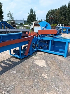 Machine de déforestation et de sciage à grande échelle - Équipement de coupe et de broyage du bois pour les exploitations forestières - Product Image 4