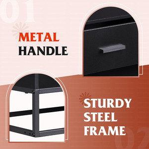 <span class=keywords><strong>Commode</strong></span> en <span class=keywords><strong>bois</strong></span> <span class=keywords><strong>noir</strong></span> avec 4 tiroirs <span class=keywords><strong>et</strong></span> cadre en <span class=keywords><strong>métal</strong></span> robuste <span class=keywords><strong>Commode</strong></span> haute pour chambre ou salon - Product Image 2
