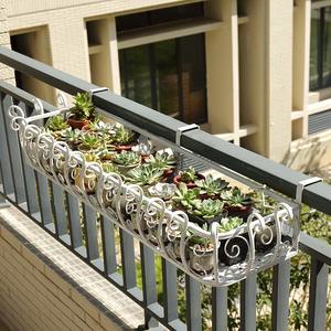 Panier suspendu en fer forgé européen robuste, <span class=keywords><strong>jardinière</strong></span> murale pour les balustrades de balcon, grilles de sécurité, support antirouille - Product Image 3
