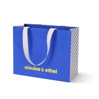 Sac cadeau en papier rose avec logo personnalisé et ruban en satin vert, sacs en papier de luxe pour cosmétiques et soins de la peau