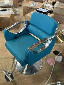 Venta al por mayor Silla de peluquero equipo de salón elevador de cuero simple para cortar el pelo muebles de metal - Product Image 6