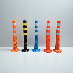 Poste de bolardo de seguridad vial Base de goma Marcador de tráfico Poste Material de PU Delineador flexible reflectante mejorado - Product Image 5