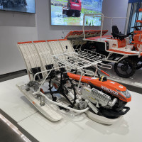 Transplanteur de riz professionnel 2zs-4 à 4 rangs avec réglage multi-profondeur