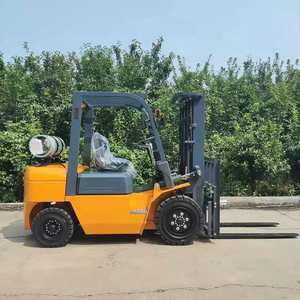 Chariot élévateur à fourche GPL 3, 3,5 et 5 tonnes, fiable, avec moteur EPA 5, mât triplex et déplaceur latéral – Meilleur prix - Product Image 1