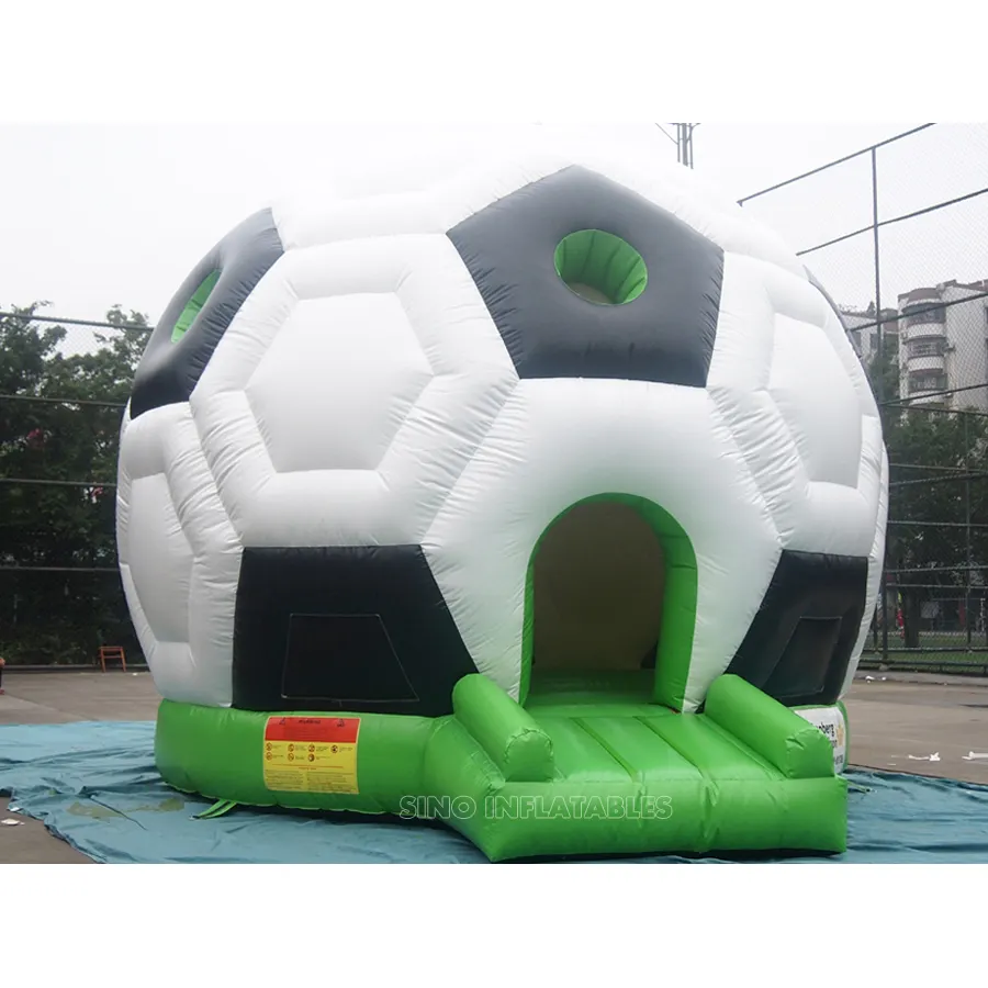 Hình Dạng Bóng Đá Ngoài Trời Trẻ Em Inflatable Bouncy Castle Với EN14960 Tiêu Chuẩn Làm Bằng Tốt Nhất 0.55Mm Pvc Tarpaulin