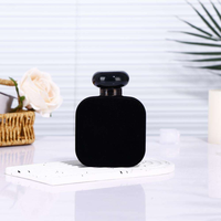 Flacon de parfum carré en verre haut de gamme de 100 ml avec impression sérigraphique, bouchon de qualité alimentaire, emballage personnalisé