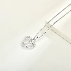 قلادة على شكل قلب من الزركون الفضي 3A مخصصة مخصصة بالجملة قلادة مجوهرات من الزركونيا