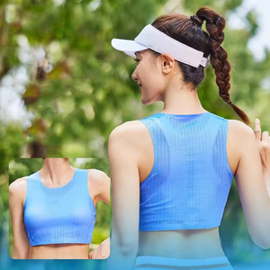 Camiseta deportiva corta de entrenamiento para mujer, con logotipo personalizado, tejido transpirable 3D Air Grid, de secado rápido, para maratón, sublimación. - Product Image 3