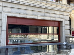 <span class=keywords><strong>Fenêtre</strong></span> <span class=keywords><strong>coulissante</strong></span> verticale entièrement automatique à levage électrique en aluminium à double vitrage, <span class=keywords><strong>prix</strong></span> direct usine intelligent - Product Image 1