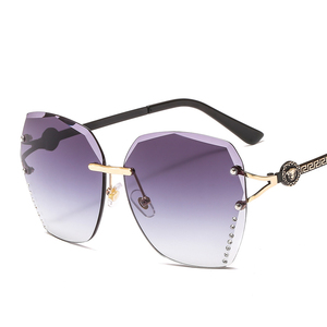 Jaspeer 2019 diamantes OEM mezclado gafas de sol UV400 las mujeres sin montura océano de las gafas de sol - Product Image 2