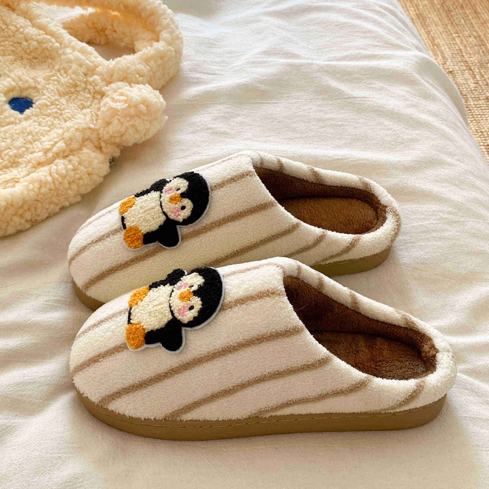 สีน้ำตาล