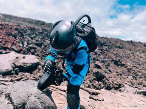 Analizador de mineral de litio láser de mano ligero y portátil Sciaps 903 Li Rock Analyzer Espectrómetro láser de mano - Product Image 4