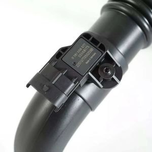 Pièces automobiles 13398479 Système de refroidissement Tuyau de refroidisseur intermédiaire 13398479 Tuyau de refroidisseur intermédiaire et de turbocompresseur pour <span class=keywords><strong>Chevrolet</strong></span> <span class=keywords><strong>Cruze</strong></span> 2015 - Product Image 4