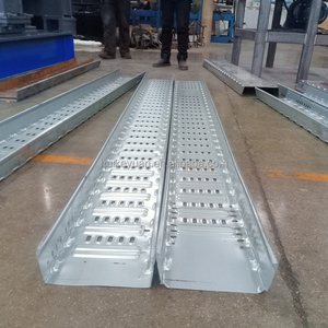 Équipement de formage à froid pour la fabrication de chemins de câbles perforés à grande vitesse, de type échelle et de type cheminée - Product Image 3