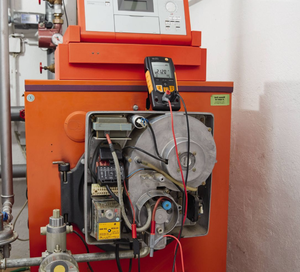 Multimètre numérique Testo 760-3 avec type K, TRMS et plage de mesure de 1 000 V - Product Image 1
