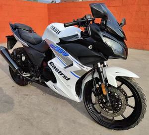 Moto sportive Kawasaki <span class=keywords><strong>S</strong></span> modèle d'occasion à essence : Puissance à haut rendement, excellente performance de maniabilité et design élégant pour les motards du monde entier - Product Image 6