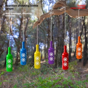 6パック飛散防止プラスチック製射撃ボトルハンギングロープ付き屋内および屋外ターゲット6ターゲット練習ガンターゲット - Product Image 1