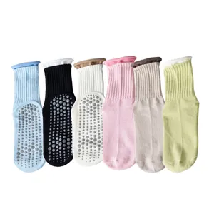 New Wholesale Colorful Cotton Breathable Anti Slip Crew Custom Logo Gym Pilates Yoga Socks For Women