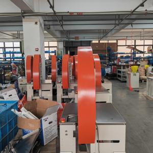 自動テープラッピング包装機工場用Eコマースエクスプレスカートン包装ストラップシーリングマシン - Product Image 6