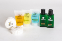 Vente en gros de mini shampoing après-shampooing gel douche personnalisable de 30ml pour hôtels