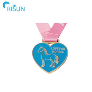 Médailles <span class=keywords><strong>de</strong></span> course hippique <span class=keywords><strong>de</strong></span> haute qualité avec logo 3D <span class=keywords><strong>de</strong></span> <span class=keywords><strong>cheval</strong></span>, en cuivre doré et argenté, personnalisables avec logo, pour chevaux <span class=keywords><strong>de</strong></span> sport, avec cordon - Product Image 6