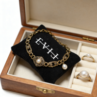 Coussin de présentation personnalisé en velours suédé noir pour bagues, bijoux, montres et bracelets